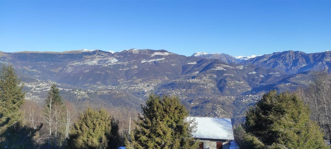 Costa Imagna grazioso, ampio monolocale esente da spese condominiali Costa Valle Imagna