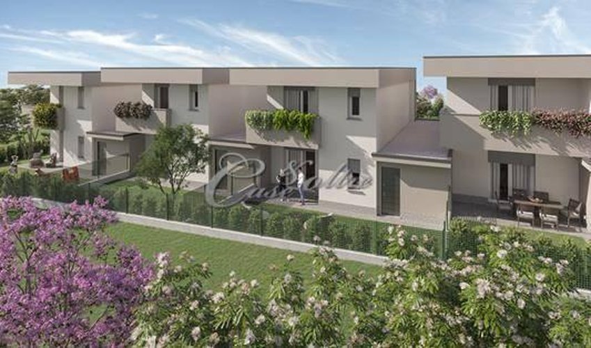 Villa a schiera Cermenate