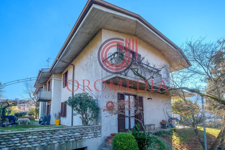 Villa a schiera Seriate