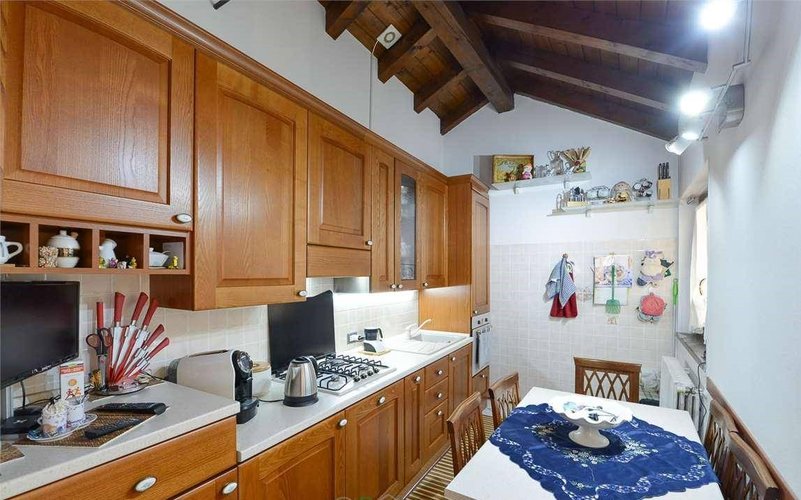 (2.24) Via Monte Grappa, Ponte Lambro Ponte Lambro