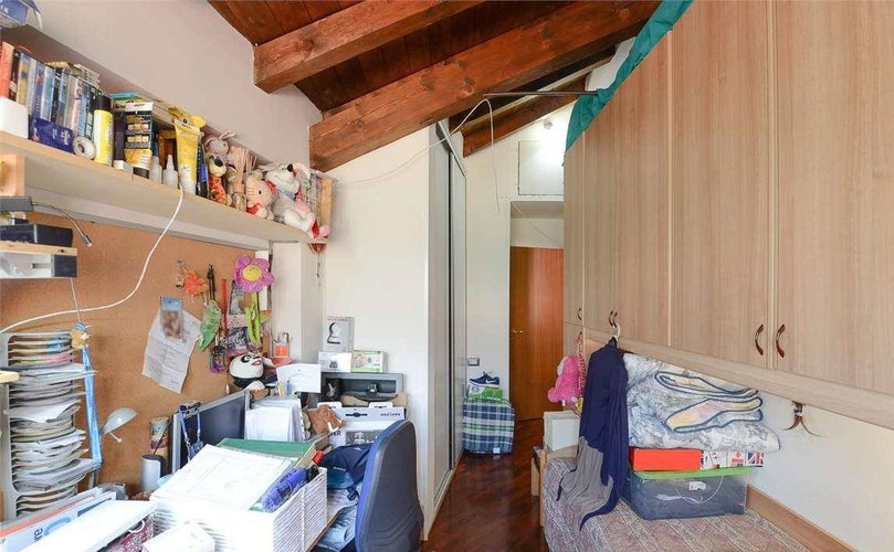 (2.24) Via Monte Grappa, Ponte Lambro Ponte Lambro