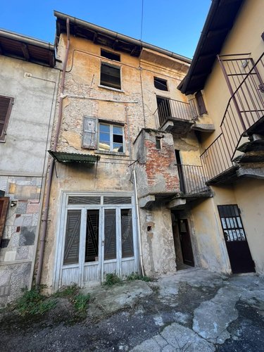 Stabile/Palazzo Canzo