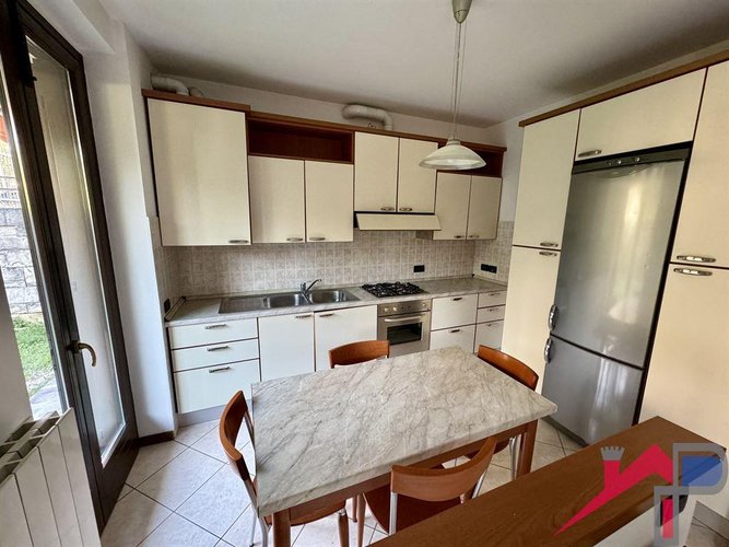 Trilocale con giardino privato Pontida