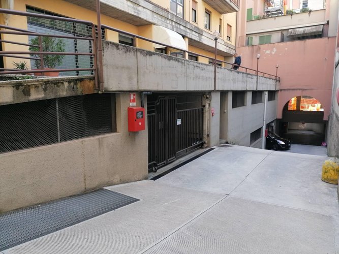 Box / Posto auto Lecco