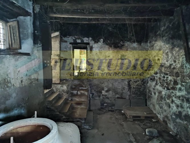 Rustico/Casale/Corte Ambivere