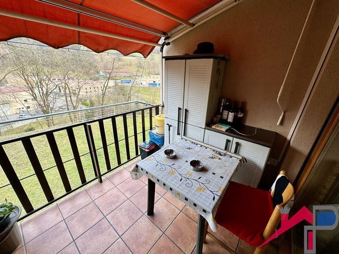 Caprino Bergamasco ampio trilocale con box Caprino Bergamasco