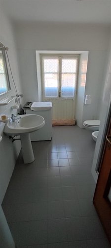 Taleggio vendesi porzione di casa con giardino Taleggio