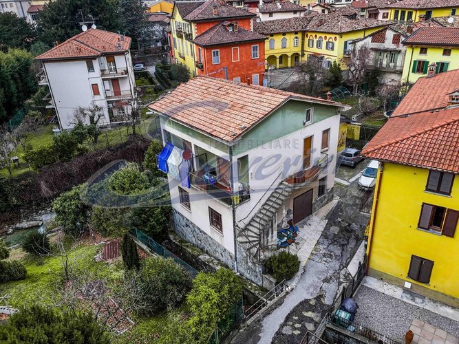 Casa indipendente Canzo