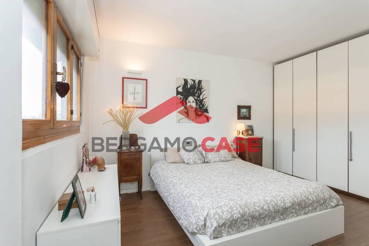 Villa a schiera Scanzorosciate