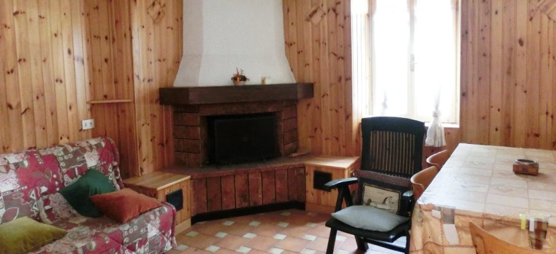 Serina vicinissimo al centro trilocale con camino in casa d’epoca Serina