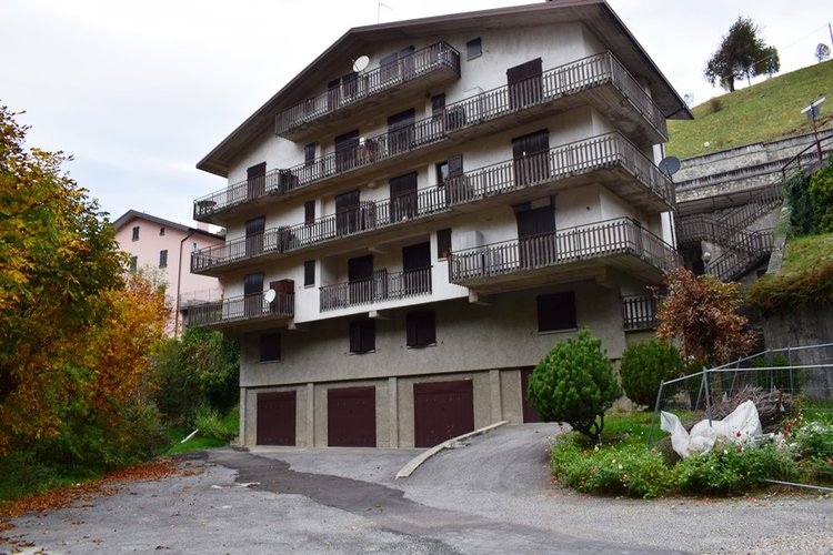 Oltre il Colle, zona esclusiva, bilocale con taverna, arredato con possibilità box