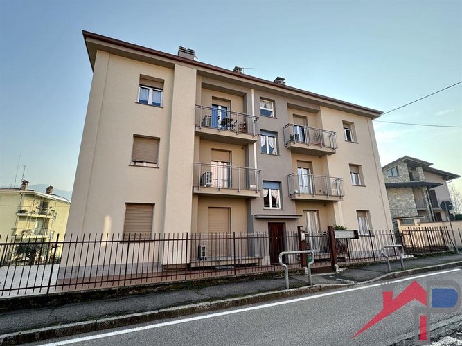 Trilocale ristrutturato a nuovo Cisano Bergamasco