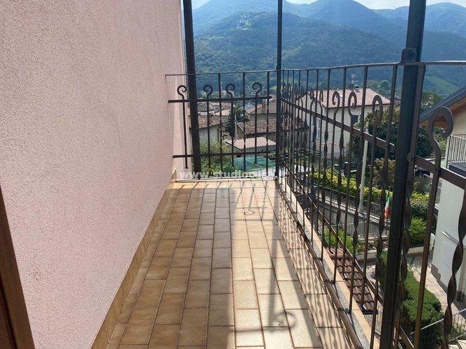 BACIATO DAL SOLE!!! Zogno