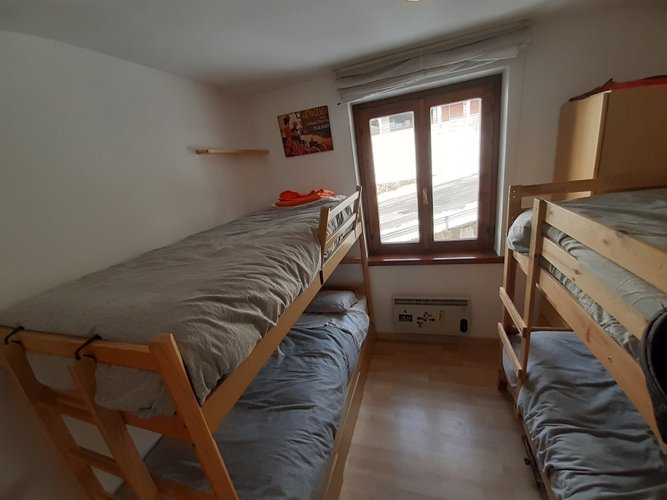 Foppolo perla Orobica dell’Alta Valle Brembana panoramico bilocale arredato con ski-box Foppolo