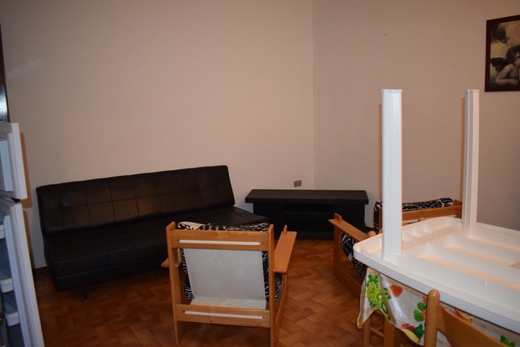 Locatello trilocale balconato in signorile palazzina Locatello