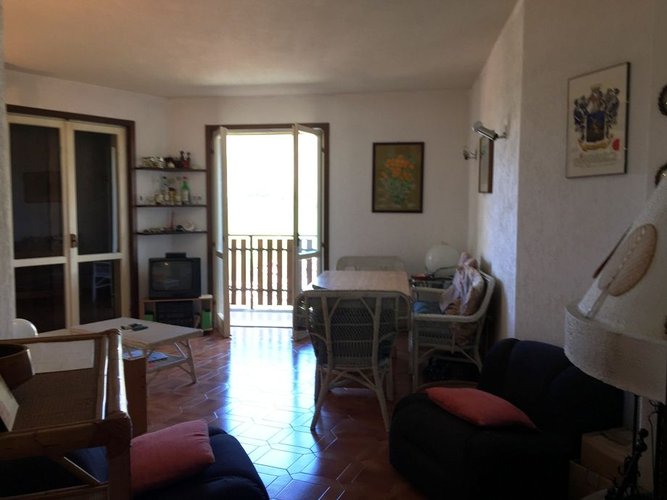 Oltre il Colle, in chalet bilocale con godibilissima terrazza Oltre il Colle