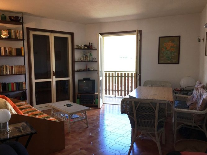 Oltre il Colle, in chalet bilocale con godibilissima terrazza Oltre il Colle