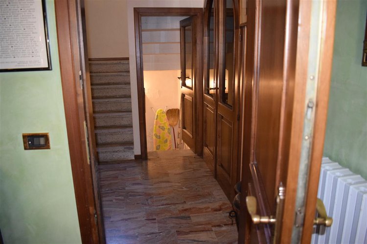 Serina centro storico, in fabbricato storico imperdibile quadrilocale ristrutturato Serina