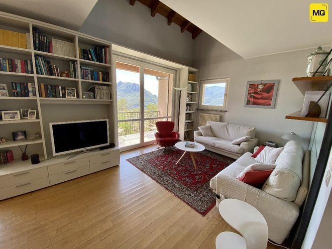 Villa 7 locali - Rif. FalgheraVilla1 Lecco