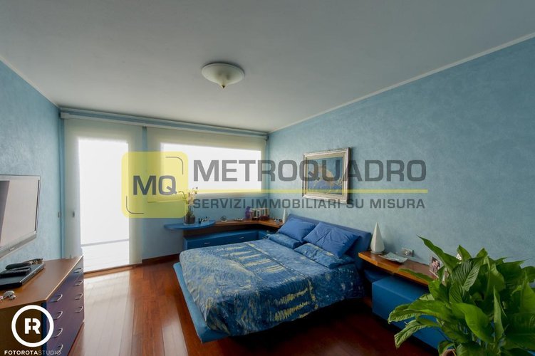 Villa 10 locali - Rif. VillaCastello1 Lecco
