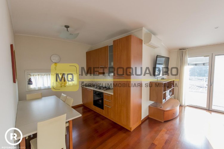 Villa 10 locali - Rif. VillaCastello1 Lecco