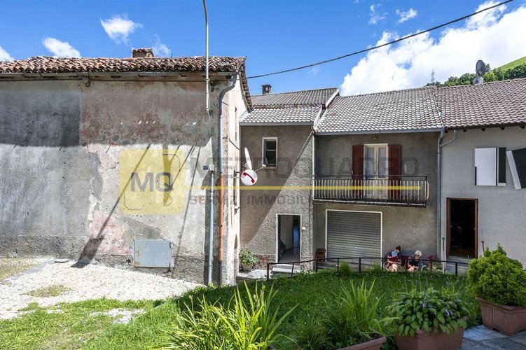 Morterone, vendita di immobile con vani ad uso misto, residenziale e commerciale Morterone