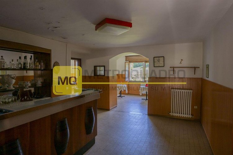 Morterone, vendita di immobile con vani ad uso misto, residenziale e commerciale Morterone