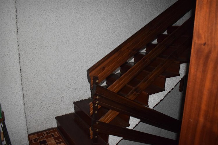 Serina Bagnella, introvabile villa singola pluriterrazzata con terreno di proprietà e box auto Serina