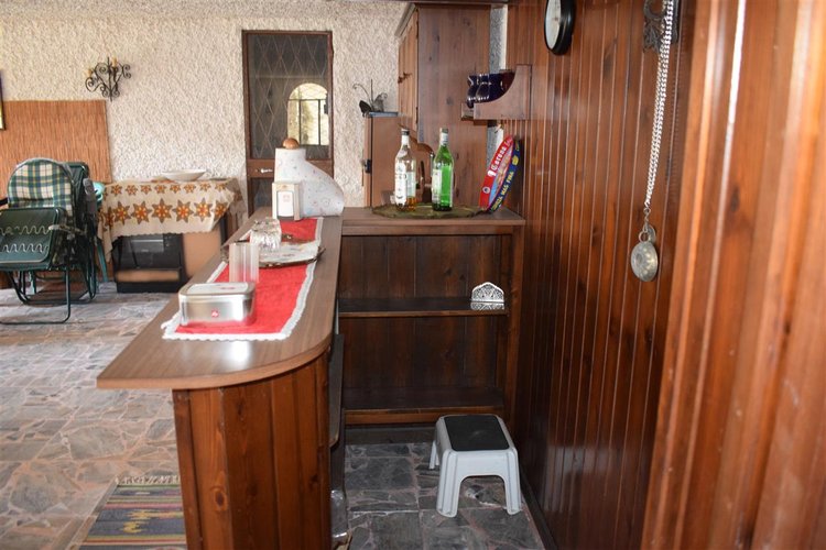 Serina Bagnella, introvabile villa singola pluriterrazzata con terreno di proprietà e box auto Serina