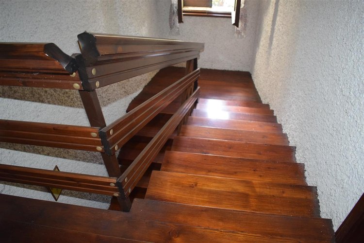 Serina Bagnella, introvabile villa singola pluriterrazzata con terreno di proprietà e box auto Serina