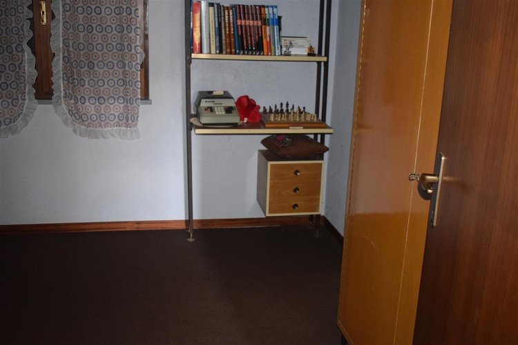 Serina Bagnella, introvabile villa singola pluriterrazzata con terreno di proprietà e box auto Serina