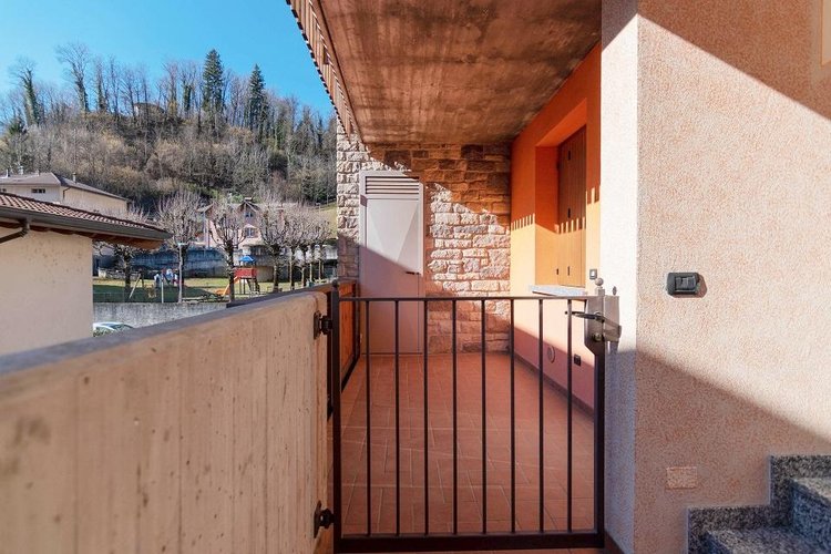 Bilocale Ponte Nossa