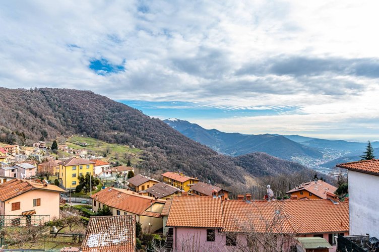 Stabile/Palazzo Nembro