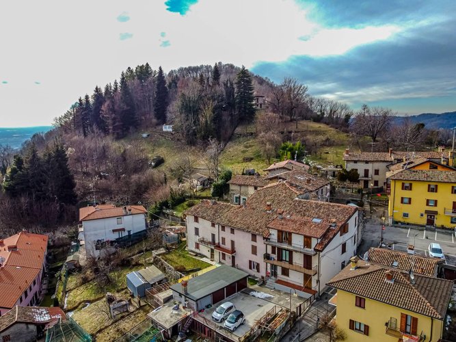 Stabile/Palazzo Nembro