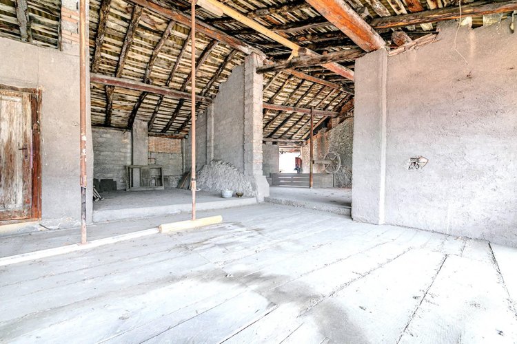 Stabile/Palazzo Gazzaniga