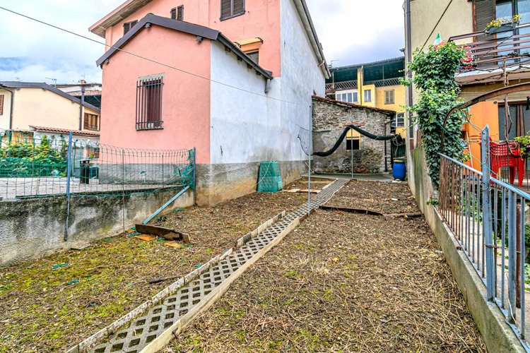 Stabile/Palazzo Gazzaniga