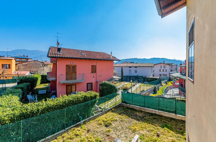 Casa indipendente Nembro