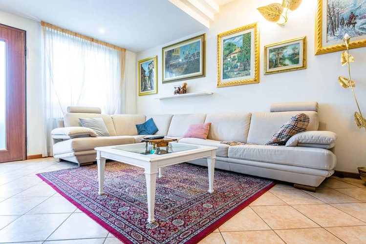 Villa a schiera Albino