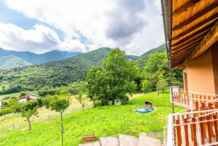 Casa indipendente Albino