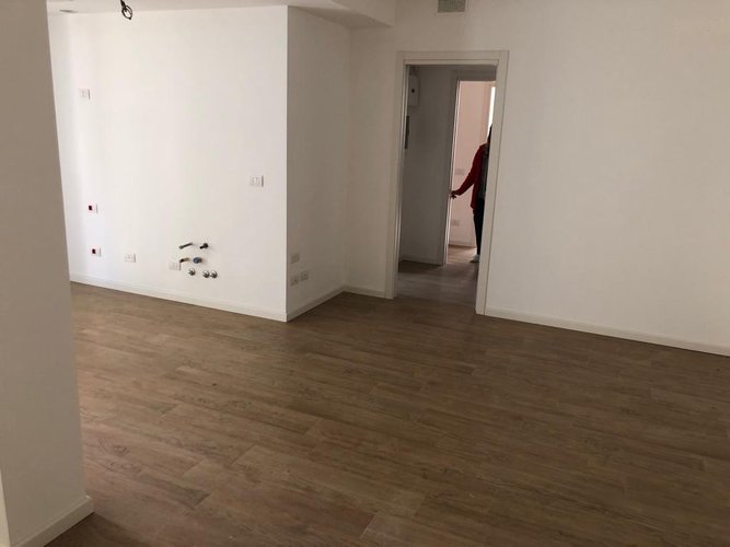 QUARTIERE FINARDI TRILOCALE CON GIARDINETTO