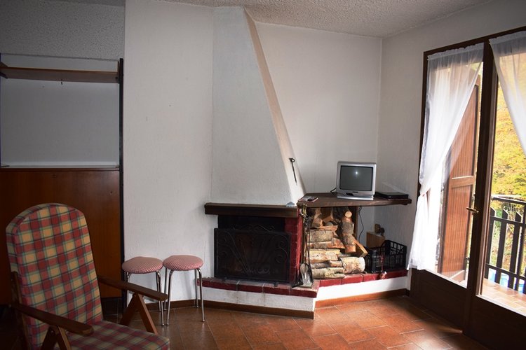 Oltre il Colle, zona esclusiva, bilocale con taverna, arredato con possibilità box Oltre il Colle