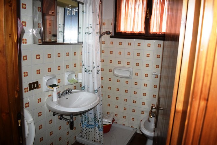 Oltre il Colle, zona esclusiva, bilocale con taverna, arredato con possibilità box Oltre il Colle