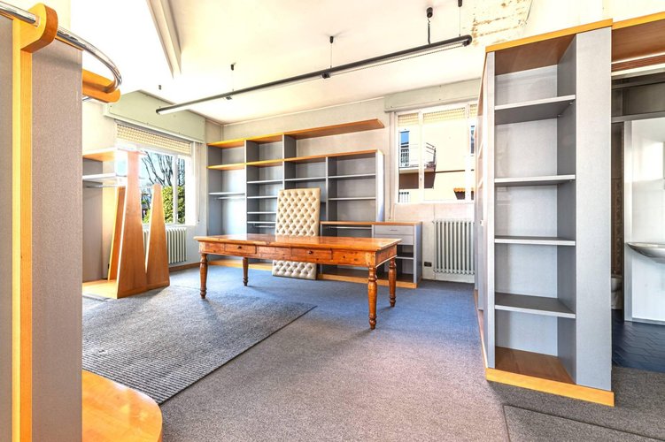 locale commerciale Gorle