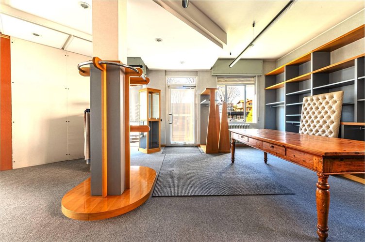 locale commerciale Gorle