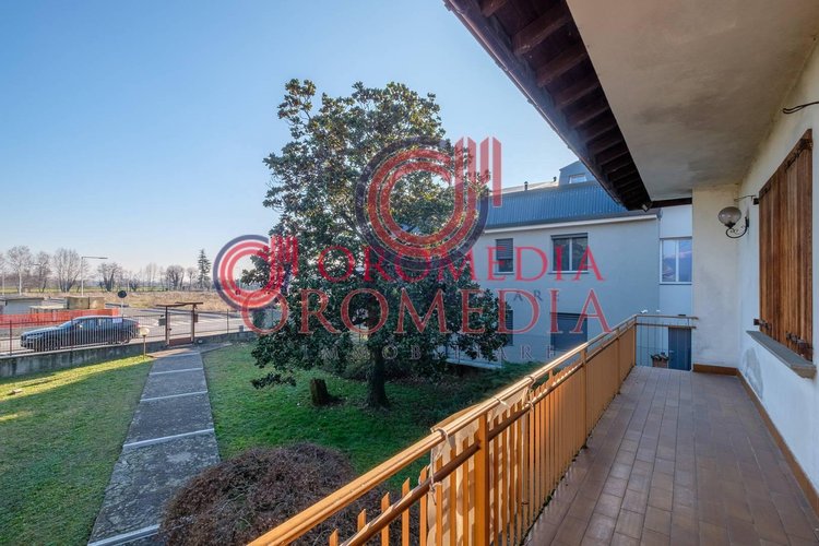 Villa singola Calcinate