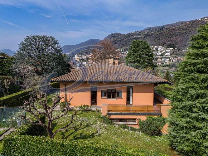 Villa singola Como