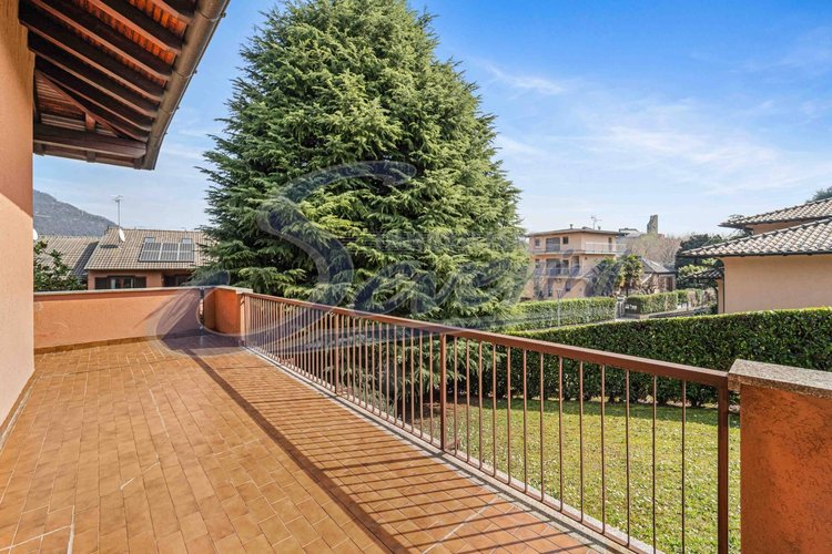 Villa singola Como