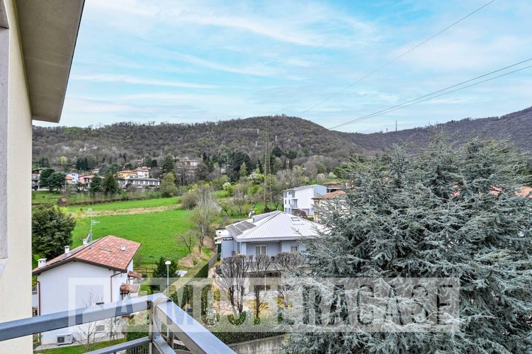 Trilocale Torre Boldone