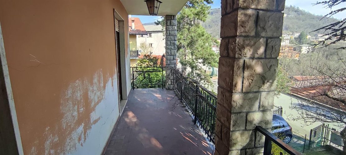 Sant’Omobono Terme primissime alture in esclusiva villa singola + terreno Sant'Omobono Terme