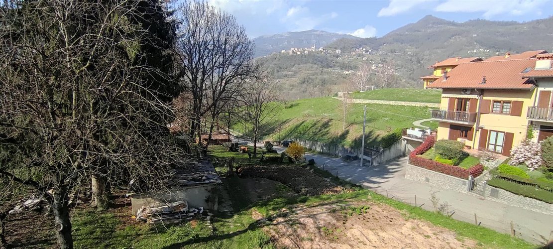 Sant’Omobono Terme primissime alture in esclusiva villa singola + terreno Sant'Omobono Terme